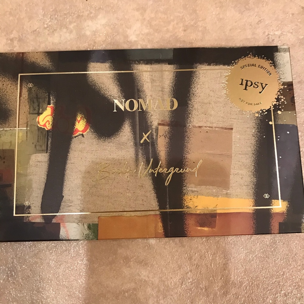 Eyeshadow pallet